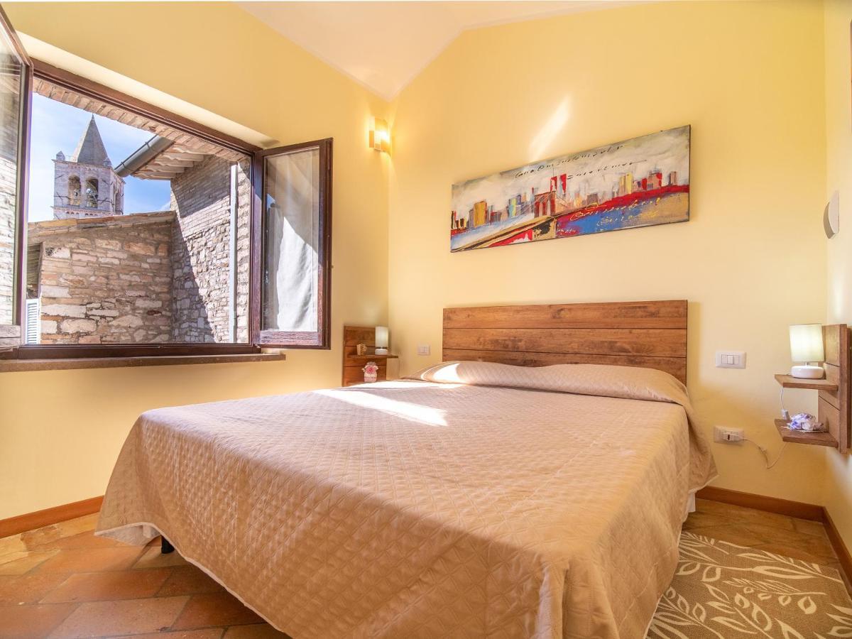 Terrazza Santa Chiara Hotel Assisi Exterior photo