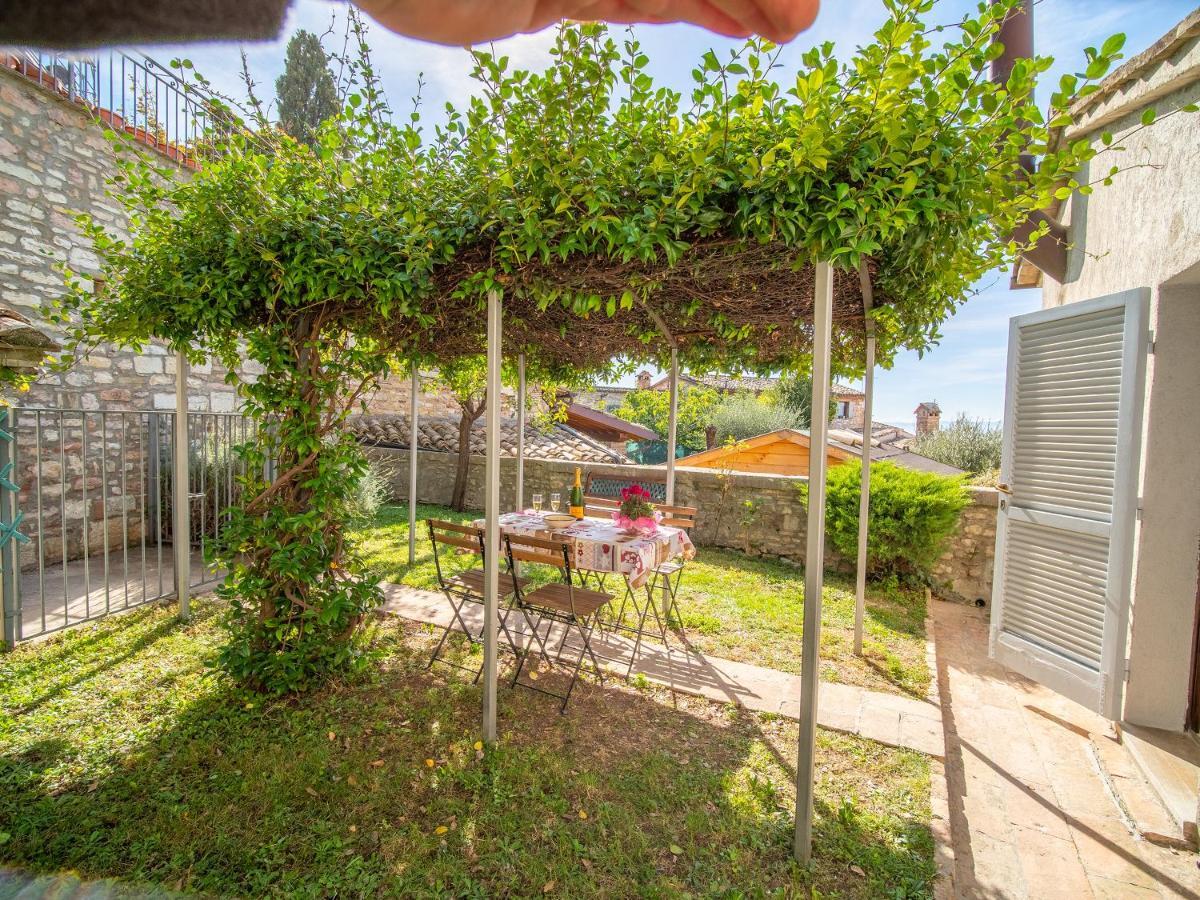 Terrazza Santa Chiara Hotel Assisi Exterior photo