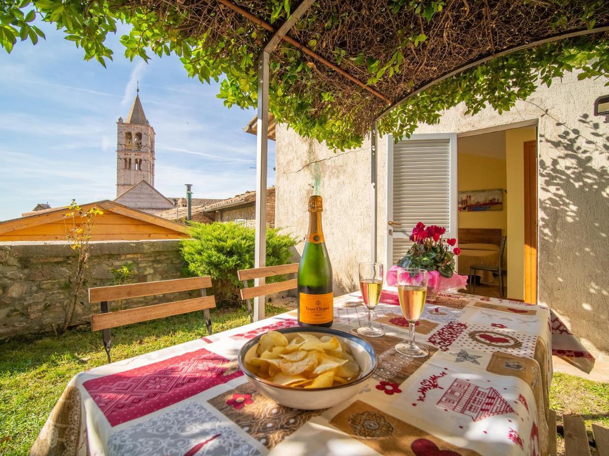 Terrazza Santa Chiara Hotel Assisi Exterior photo